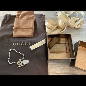 100% authentic Gucci 925 sterling silver toggle bracelet